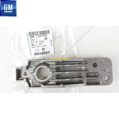 Radyatör Bağlantı Ayağı Lastiği (Chevrolet Cruze, Opel Astra J, Corsa E, Insignia A, Zafira C) (1311000 - 13304695) Radyatör Bağlantı Ayağı Lastiği (Chevrolet Cruze, Opel Astra J, Corsa E, Insignia A, Zafira C) (1311000 - 13304695)